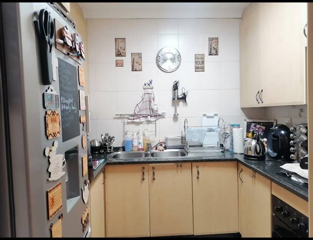 2 BEDROOM TOWNHOUSE FOR SALE IN GLEN MARAIS